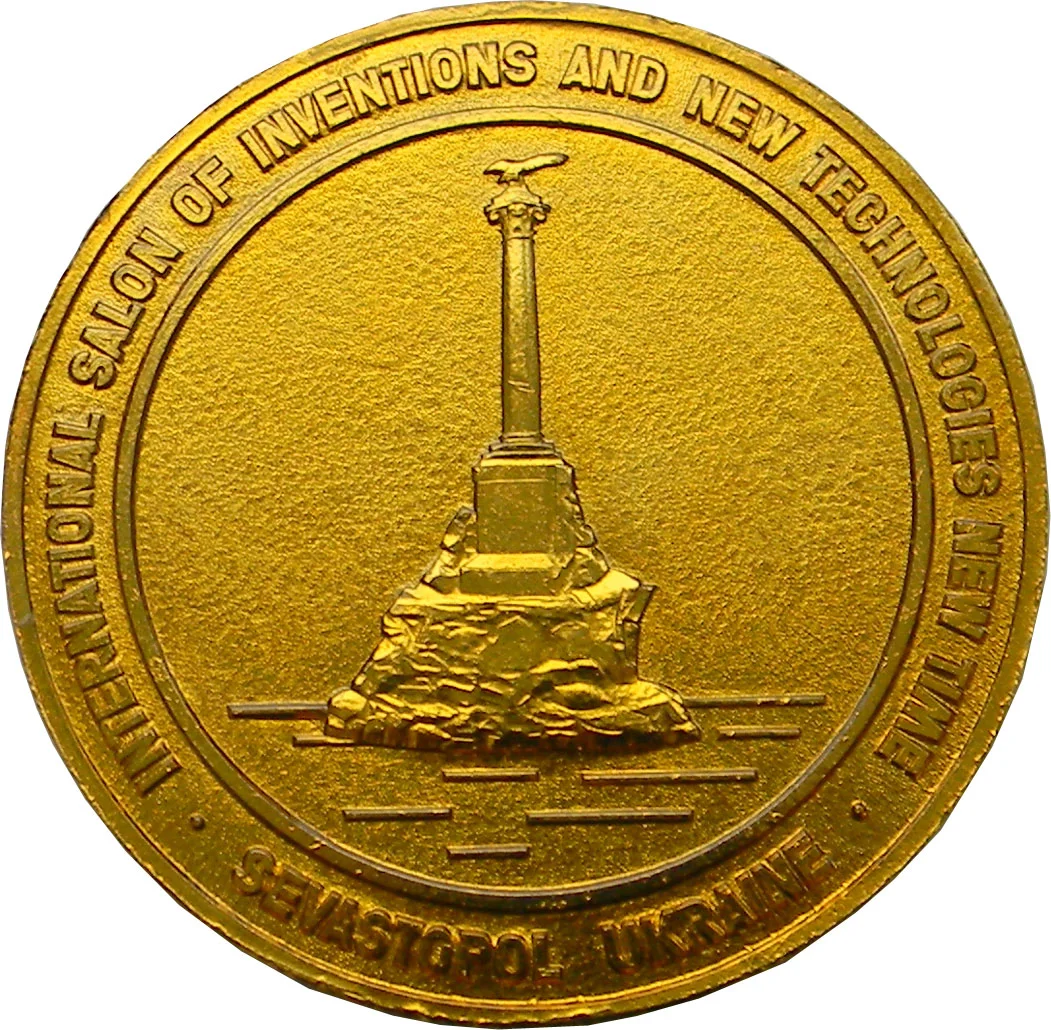 Klimuszko zloty-medal_ukraina_rewers-1